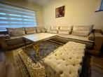 Canapé type marocain + table, Maison & Meubles, 150 à 200 cm, Banc d'angle, Utilisé, Quatre personnes ou plus