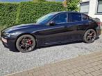 Alfa Romeo Giulia 2.0 Turbo 16 V AT 8 Sprint, Cuir, Achat, 1504 kg, Noir