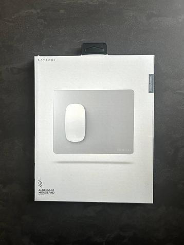 Satechi Aluminium Mouse Pad beschikbaar voor biedingen