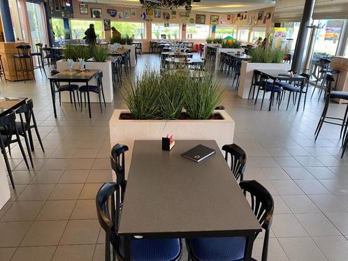 Volledige inboedel horeca zaak tafels en stoelen/ inrichting, Huis en Inrichting, Complete inboedels, Ophalen