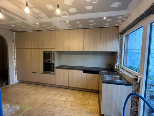 L-vormige keuken in natuurlijke eik – inclusief toestellen, Huis en Inrichting, Keuken | Complete keukens, Zo goed als nieuw, Hoekkeuken
