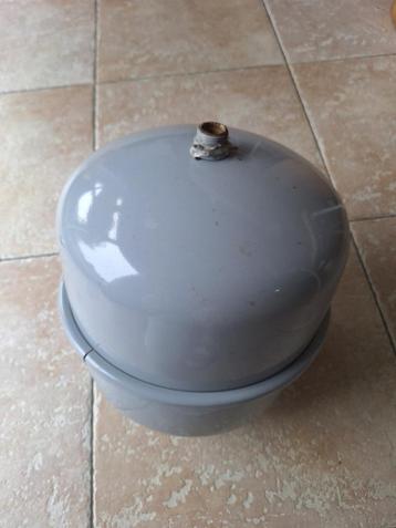 Reflex N 18 expansievat, Doe-het-zelf en Bouw, Chauffageketels en Boilers, Ophalen, Minder dan 20 liter, Onderdeel, Minder dan 3 jaar oud