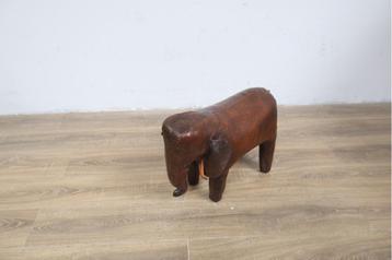 1960s Elephant Footrest by Dimitri Omersa beschikbaar voor biedingen