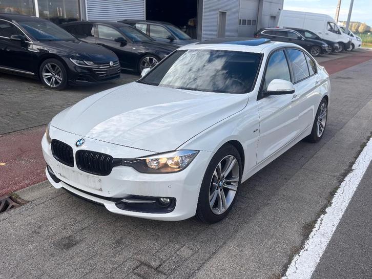 320D SPORTPAKKET / LEDER / ZEER NETTE STAAT, Autos, BMW, Entreprise, Achat, Série 3, 4x4, Airbags, Air conditionné, Feux de virage