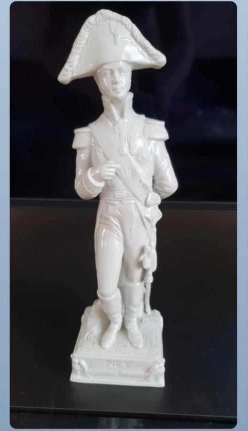 Oude beeld van Napoleontische officier Ney., Antiek en Kunst, Curiosa en Brocante, Verzenden