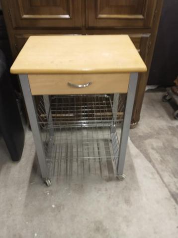 keuken troy - bbq tafel beschikbaar voor biedingen