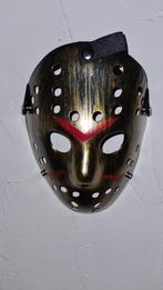 Masker Jason Voorhees, Enlèvement