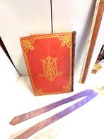 ancien MISSEL   D EGLISE ANNEE 1920 (35x22cm, Antiquités & Art, Enlèvement