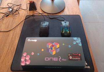 Pack Ducki one 2 mini + glorieus model O2+ ondersteuning+ ta beschikbaar voor biedingen