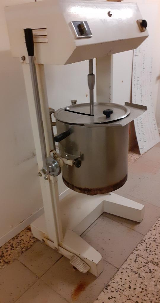 URGENT BOULANGERIE AUTOCUISEUR GAZ / ELECTRICITE, Elektronische apparatuur, Rijstkokers, Gebruikt, Ophalen