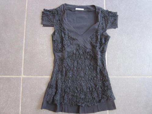 zwart T-shirt met kant, Kleding | Dames, T-shirts, Zo goed als nieuw, Maat 38/40 (M), Zwart, Korte mouw, Ophalen of Verzenden