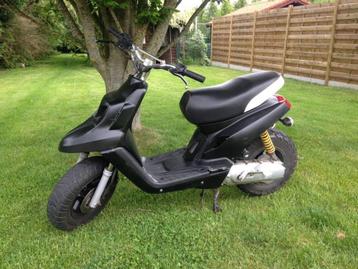 MBK BOOSTER, Enlèvement ou Envoi, Comme neuf, Classe A (25 km/h), Essence