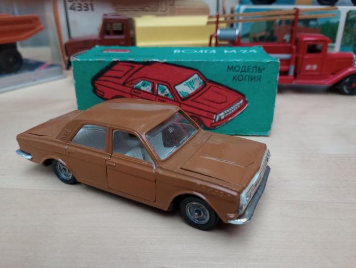 Volga M 24 1/43, Hobby & Loisirs créatifs, Voitures miniatures | 1:43, Comme neuf, Voiture, Enlèvement ou Envoi