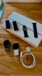Lot de 2 Apple Watch série 7 et série 8 pas vendu séparément, Handtassen en Accessoires, Smartwatches, Ophalen, Blauw, IOS, Zo goed als nieuw