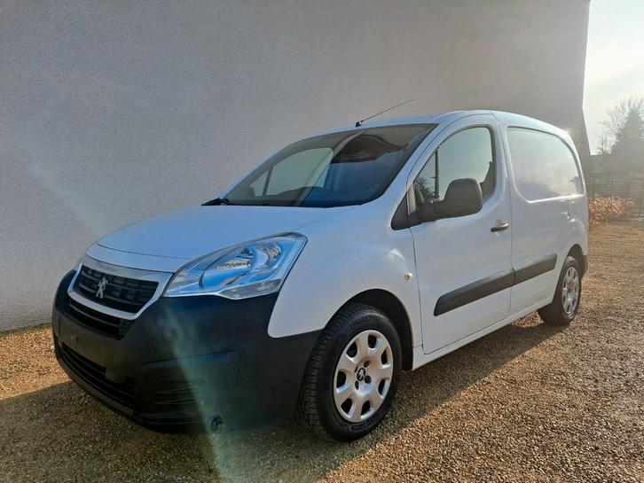 Peugoet partner L1 166 dkm airco/camera/gps GEKEURD, Auto's, Bestelwagens en Lichte vracht, Particulier, ABS, Achteruitrijcamera