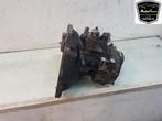 VERSNELLINGSBAK SCHAKEL Opel Adam (01-2012/12-2019), Auto-onderdelen, Gebruikt, Opel