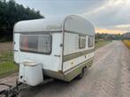 Leuk retro caravannetje te koop., Caravans en Kamperen, Caravans, Particulier, 500 - 750 kg, Kleine zit