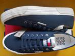 Tommy 43, Kleding | Heren, Schoenen, Blauw, Nieuw, Ophalen of Verzenden, Tommy jeans