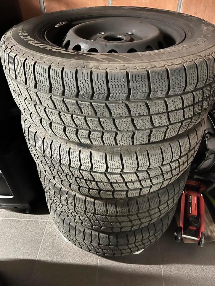 Winterbanden camper ford benimar, Auto diversen, Autosport-onderdelen, Zo goed als nieuw, Ophalen
