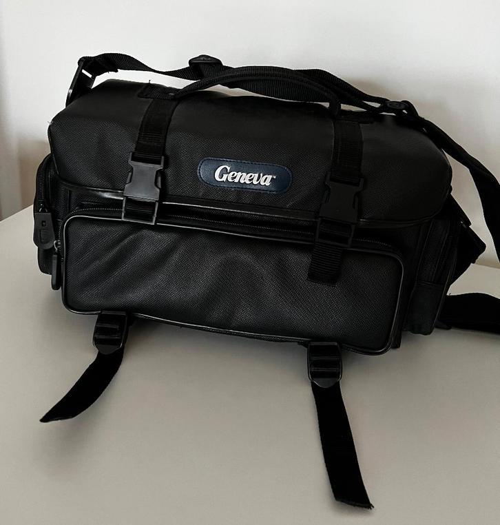 Sac pour caméra vidéo Geneva, Hobby & Loisirs créatifs, Hobby & Loisirs Autre, Utilisé, Enlèvement ou Envoi