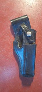 Holster, Ophalen