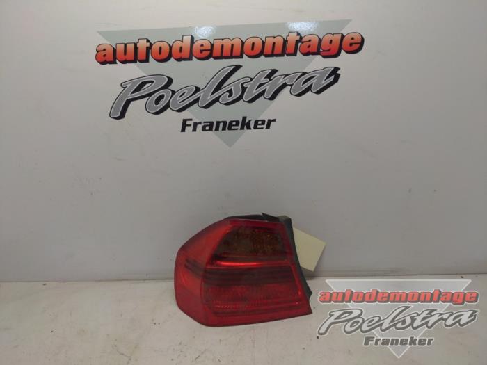 Feu arrière gauche d'un BMW 3-Serie, Autos : Pièces & Accessoires, Éclairage, BMW, Utilisé, 3 mois de garantie, Enlèvement ou Envoi