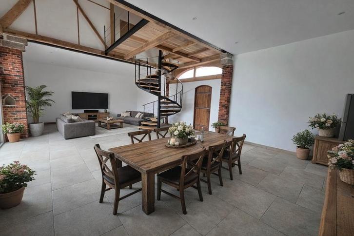 Maison de 150m2 individuelle, Maison & Meubles, Ameublement | Revêtements de sol