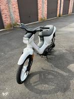 Honda wallaroo A-klasse, Fietsen en Brommers, Brommers | Honda, Ophalen, Zo goed als nieuw