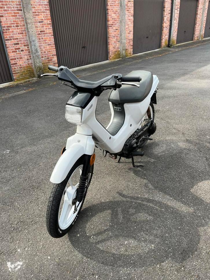 Honda wallaroo A-klasse, Fietsen en Brommers, Brommers | Honda, Zo goed als nieuw, Ophalen