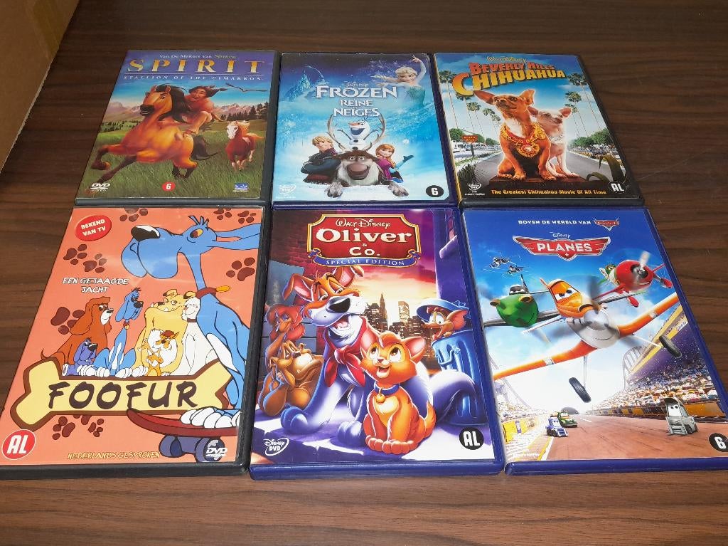 10 DVD's: Cartoons / Animals / Disney / Barbie / Dora / Brum, Cd's en Dvd's, Dvd's | Kinderen en Jeugd, Alle leeftijden, Ophalen of Verzenden