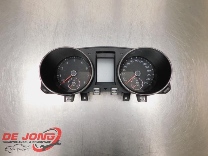 Compteur kilométrique KM d'un Volkswagen Golf, Autos : Pièces & Accessoires, Tableau de bord & Interrupteurs, Volkswagen, Utilisé