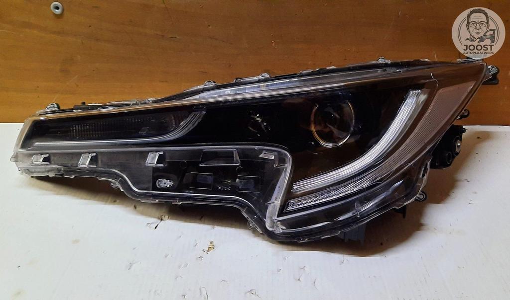Koplamp links Full LED Toyota Corolla E21 -> '19 81150-02S80, -, Origine de la pièce connue, Toyota, Utilisé