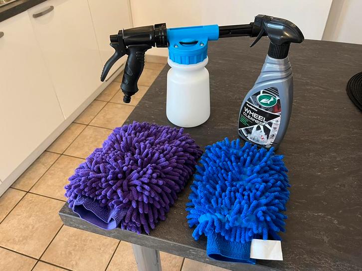 Nieuwe wasset voor schuimpistolen + autoaccessoires, Huis en Inrichting, Schoonmaakartikelen, Ophalen