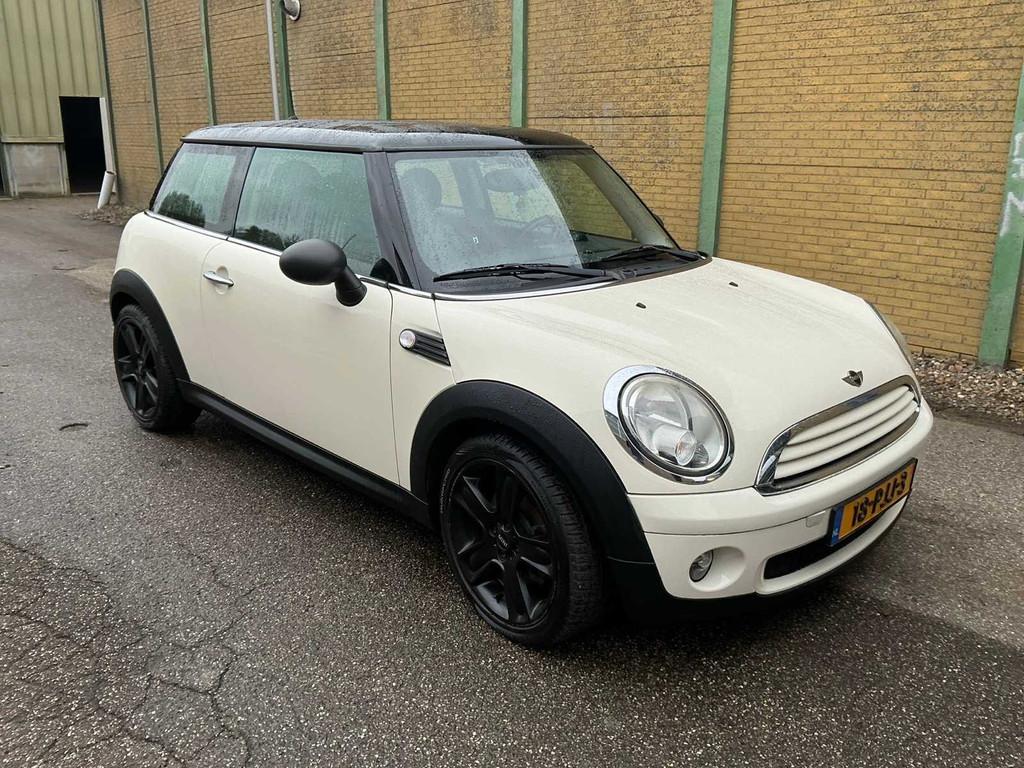 2011 Mini 1.6 One Minimalist Business Line Personenauto, Auto's, Euro 5, Gebruikt, Bedrijf, Handgeschakeld