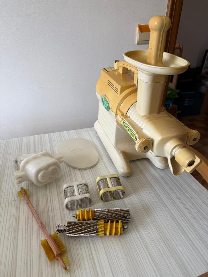 Extracteur de jus Tribest GreenStar GS3000 Original, Electroménager, Extracteurs de jus, Enlèvement