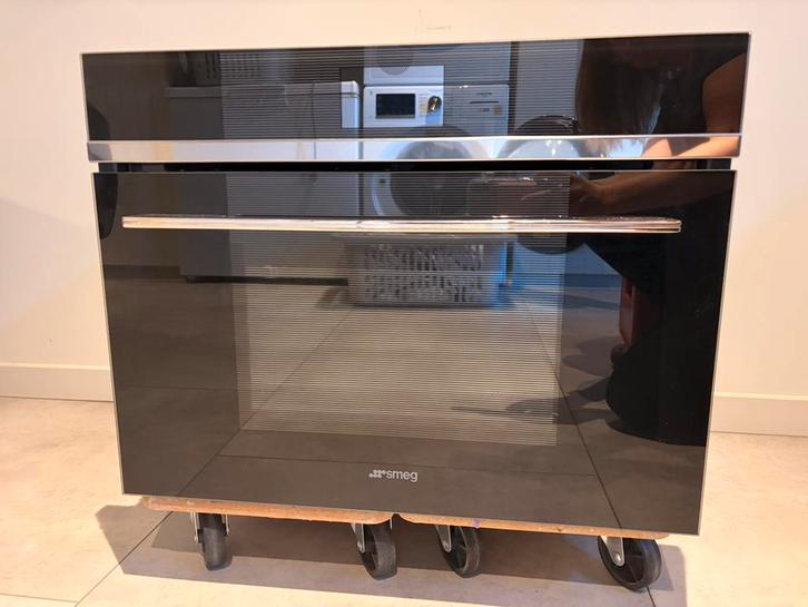 Nieuwe Smeg combi inbouw oven, Elektronische apparatuur, Ovens, Nieuw, Inbouw, Oven met grill, 45 tot 60 cm, 45 tot 60 cm, Hete lucht