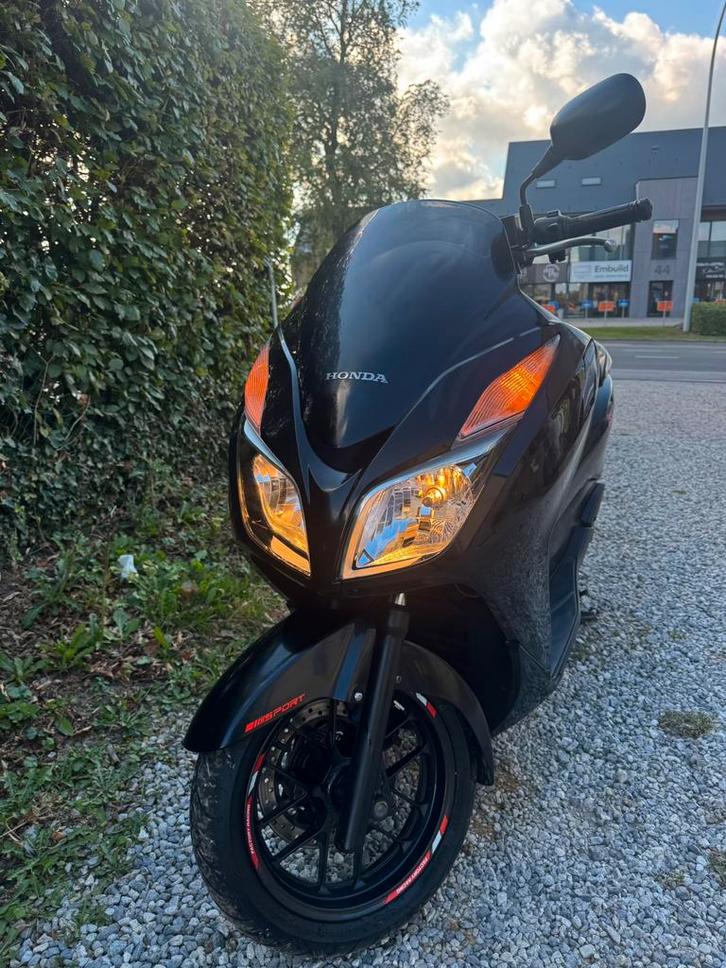 Honda Forza 300cc Sport, Motos, Motos | Yamaha, Particulier, Scooter, 12 à 35 kW, Enlèvement