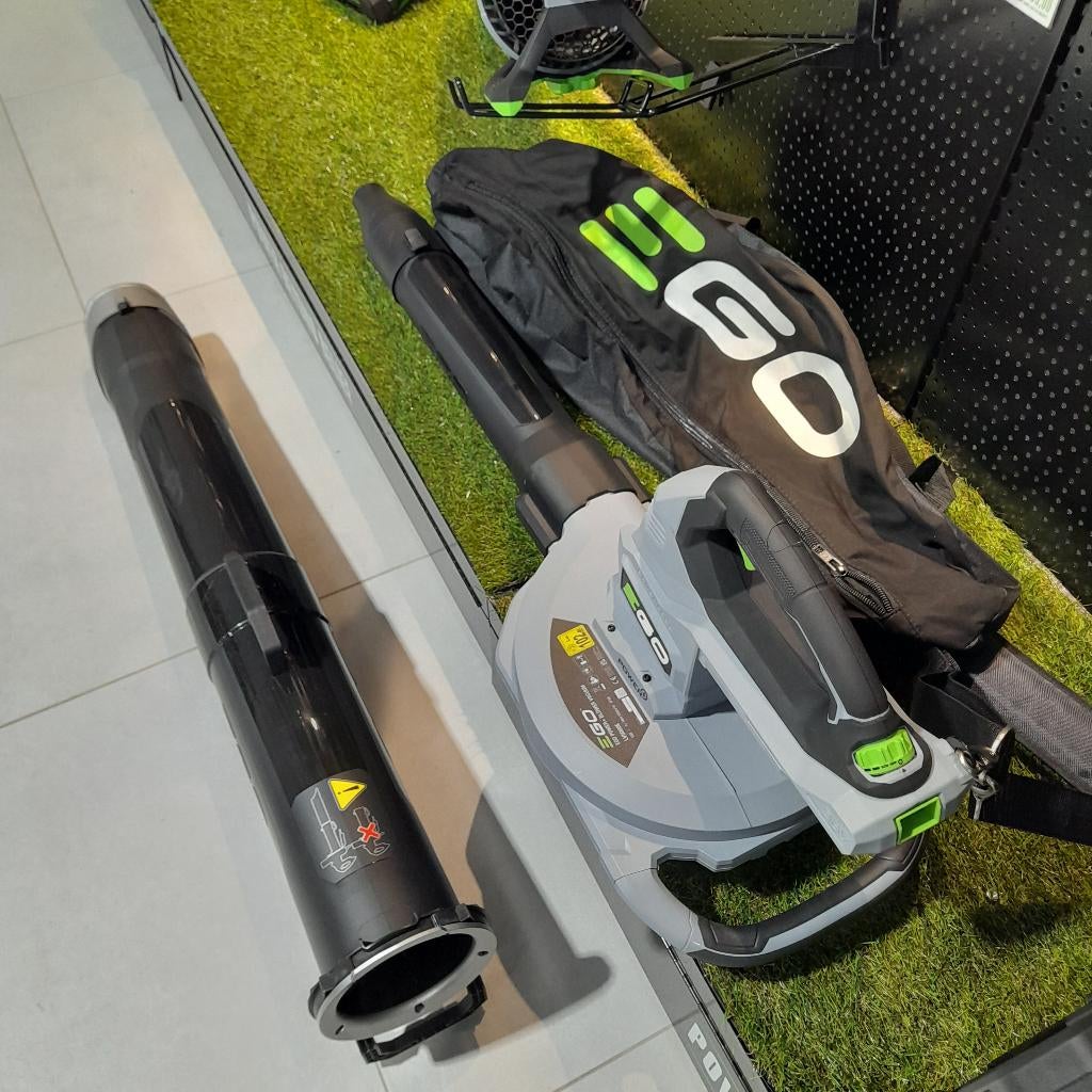 Souffleur à feuilles et piston Ego LV5000E, Jardin & Terrasse, Souffleurs de feuilles, Neuf, Porté à la main, Batterie, Avec sac de ramassage