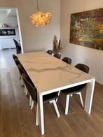 Eettafel met keramiek blad en 8 stoelen, Huis en Inrichting, Tafels | Eettafels, Ophalen, Overige materialen, 200 cm of meer, 50 tot 100 cm