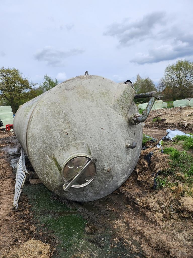Opslagtank. 20000liter, Ophalen