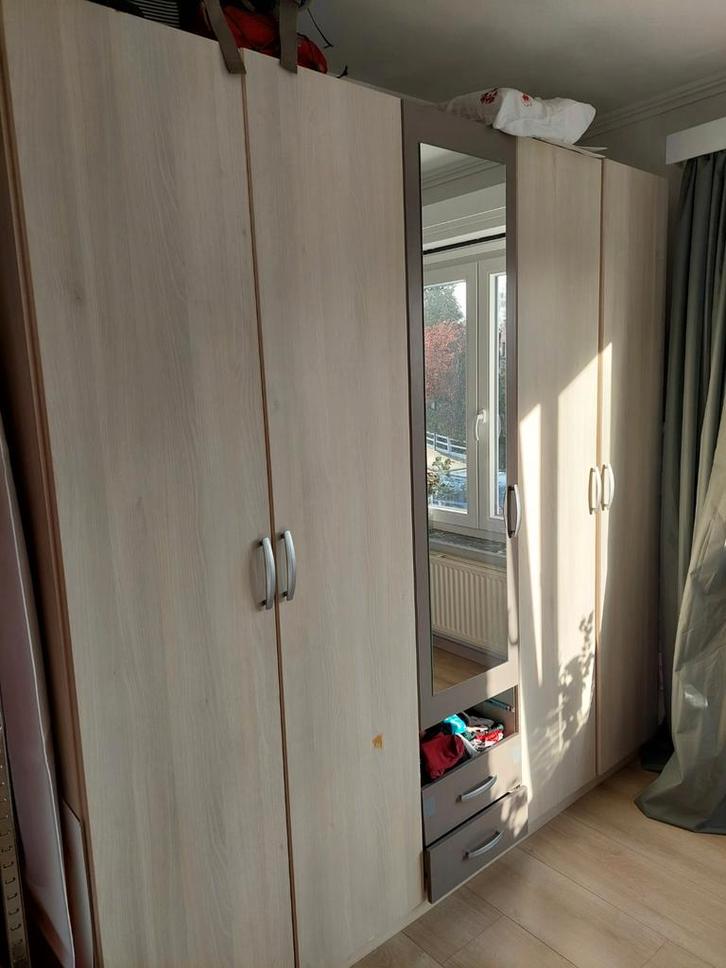 Kleerkast dubbelle hangers met leggers, Huis en Inrichting, Kasten | Kleerkasten, Ophalen