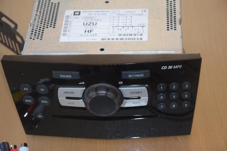 autoradio (Opel) CD 30 MP3, Autos : Divers, Autoradios, Utilisé, Enlèvement ou Envoi