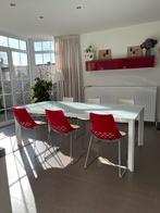 6 chaises confortables rouges modernes, Maison & Meubles, Enlèvement, Comme neuf, Métal