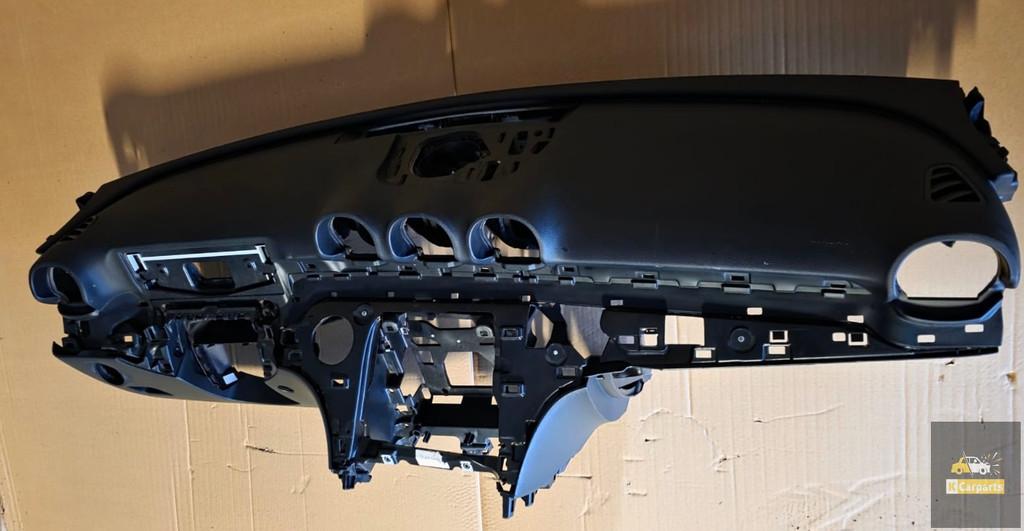 Airbag Set mercedes C-Klasse W206 Origineel Dashboard set, Auto-onderdelen, Gebruikt, Mercedes-Benz AG, Mercedes-Benz, Mercedesstrasse 120
70372  Stuttgart, DE