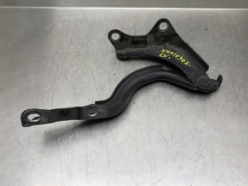 CHARNIERE DE CAPOT Hyundai i30 (GDHB5) (01-2011/12-2016), Dhr. M. Roggen, Stadsweg 37 37
9917 PV  WIRDUM GR., NL, Hyundai, Utilisé