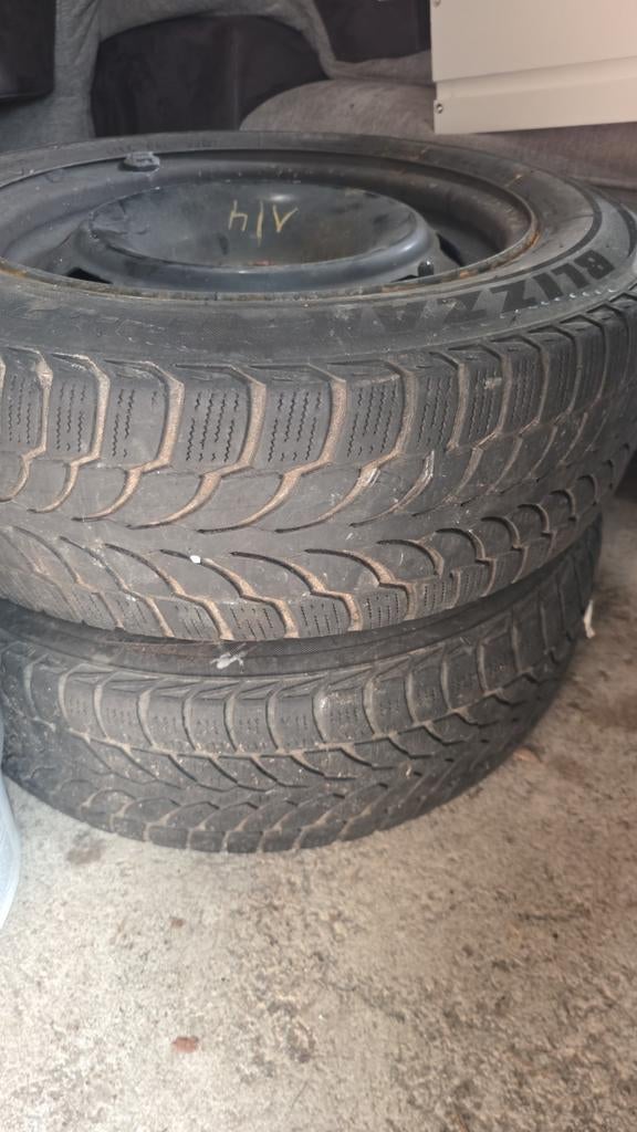 2 jantes 4/108 15 pouces + 4 jantes 4/108 16 pouces.