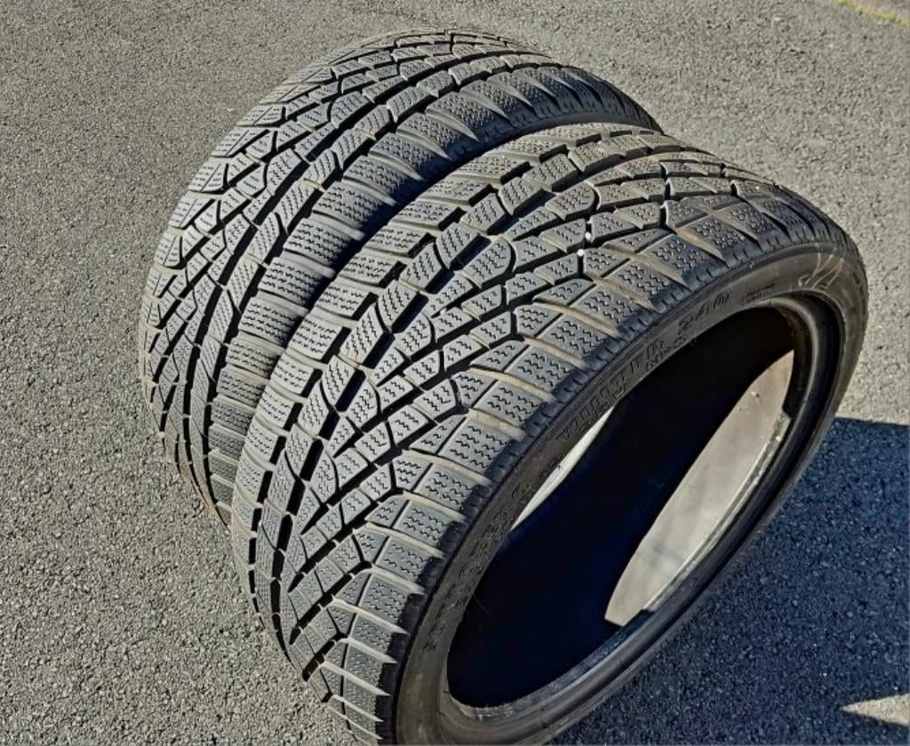 2 très bons pneus hiver Pirelli 245/40-19, Autos : Pièces & Accessoires, Pneu(s), Utilisé, Pneus hiver, 245 mm