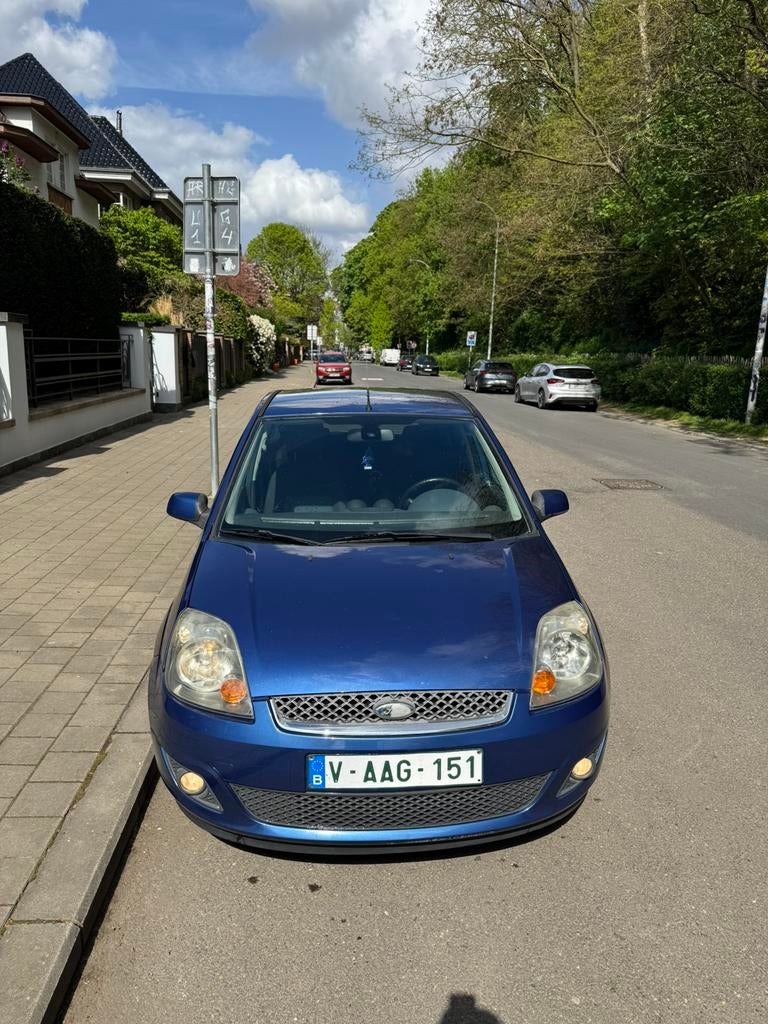Ford fiesta 1.3 prête à etre immatriculé, Autos, Achat, Entreprise, 5 portes, Fiësta
