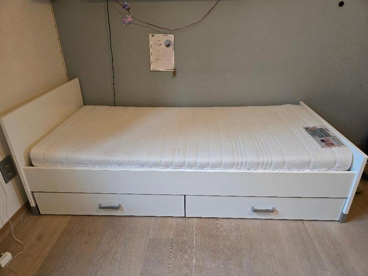 1 persoons bed met laden onderaan, Maison & Meubles, Chambre à coucher | Lits, Utilisé, Une personne, 100 cm, 200 cm, Bois, Blanc