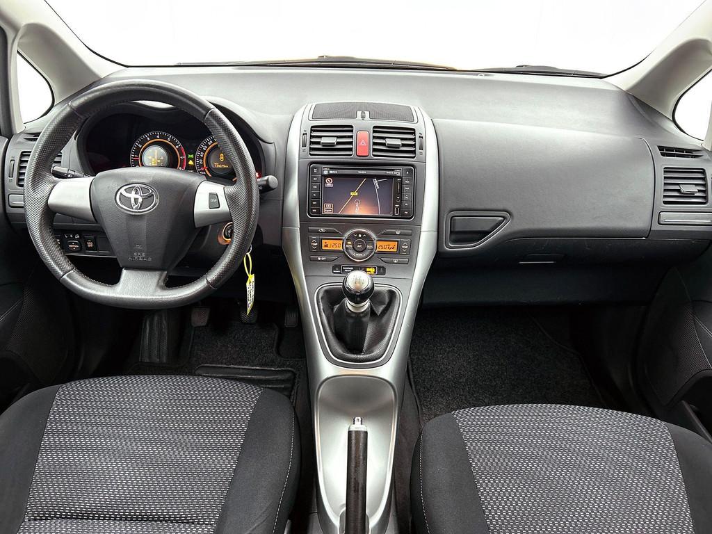 Toyota Auris 1.33 Dual VVT-i Linea Luna, Autos, Euro 5, Entreprise, Boîte manuelle, Autres couleurs